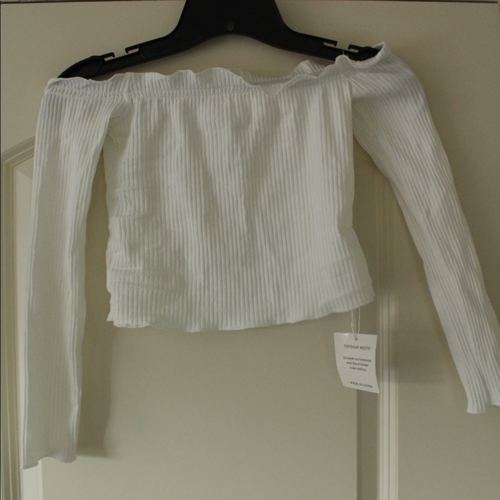 Zaful cropped, off the shoulder, long sleeve top